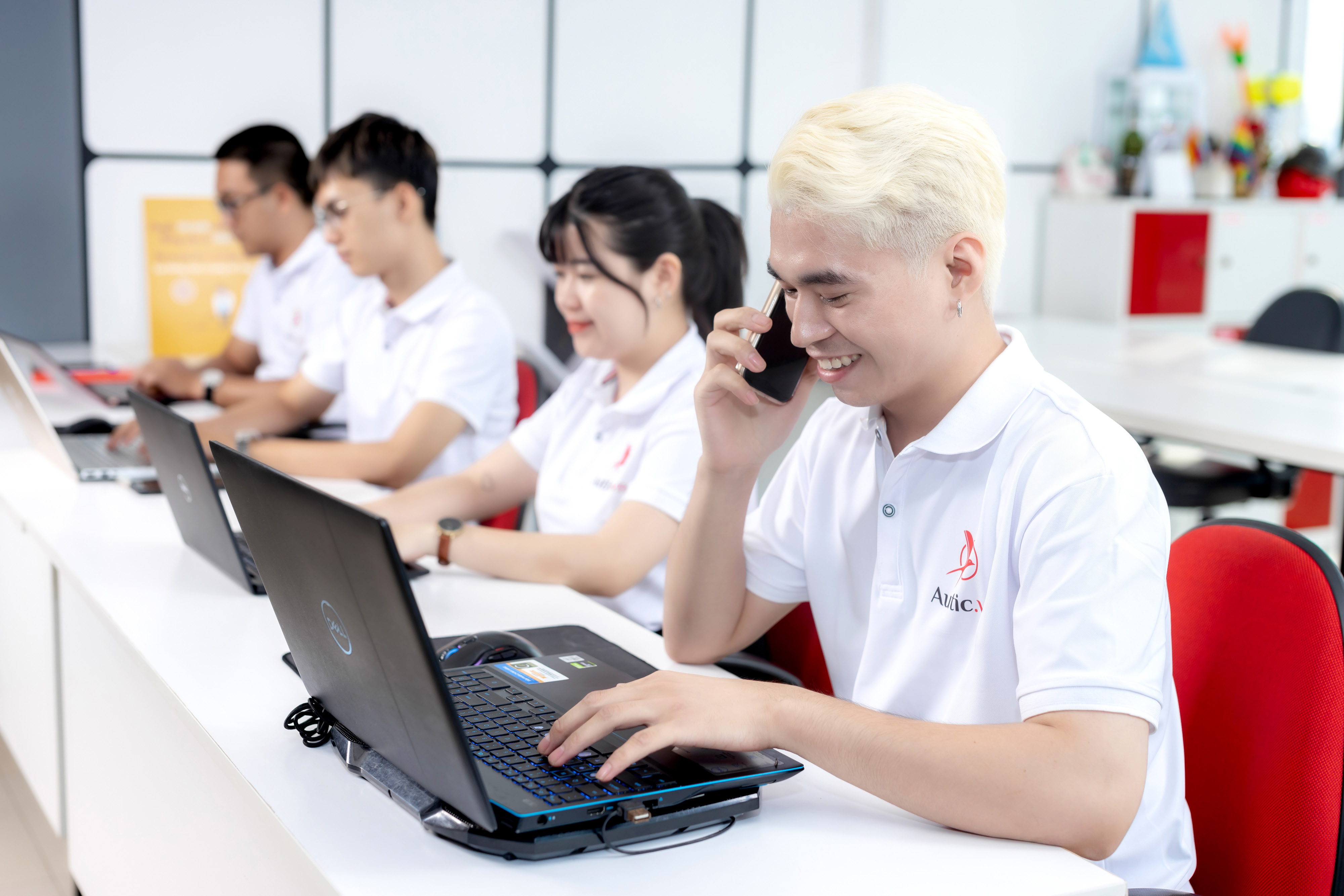 Tổng đài AuGroup